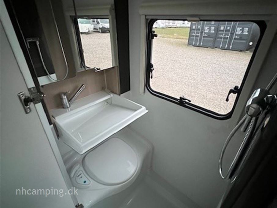 Adria Action 391 LH Sport